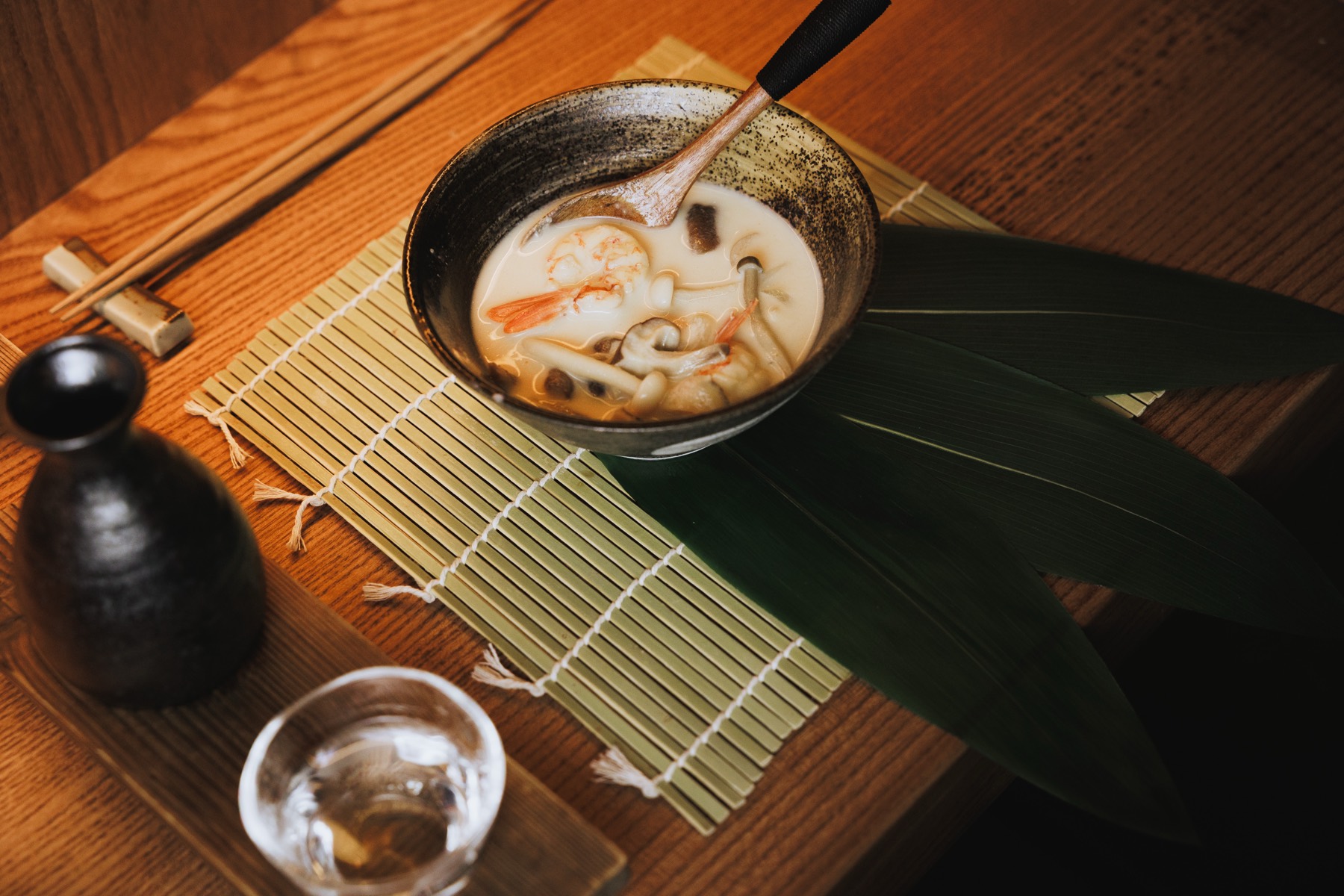 Chawanmushi y sake frío